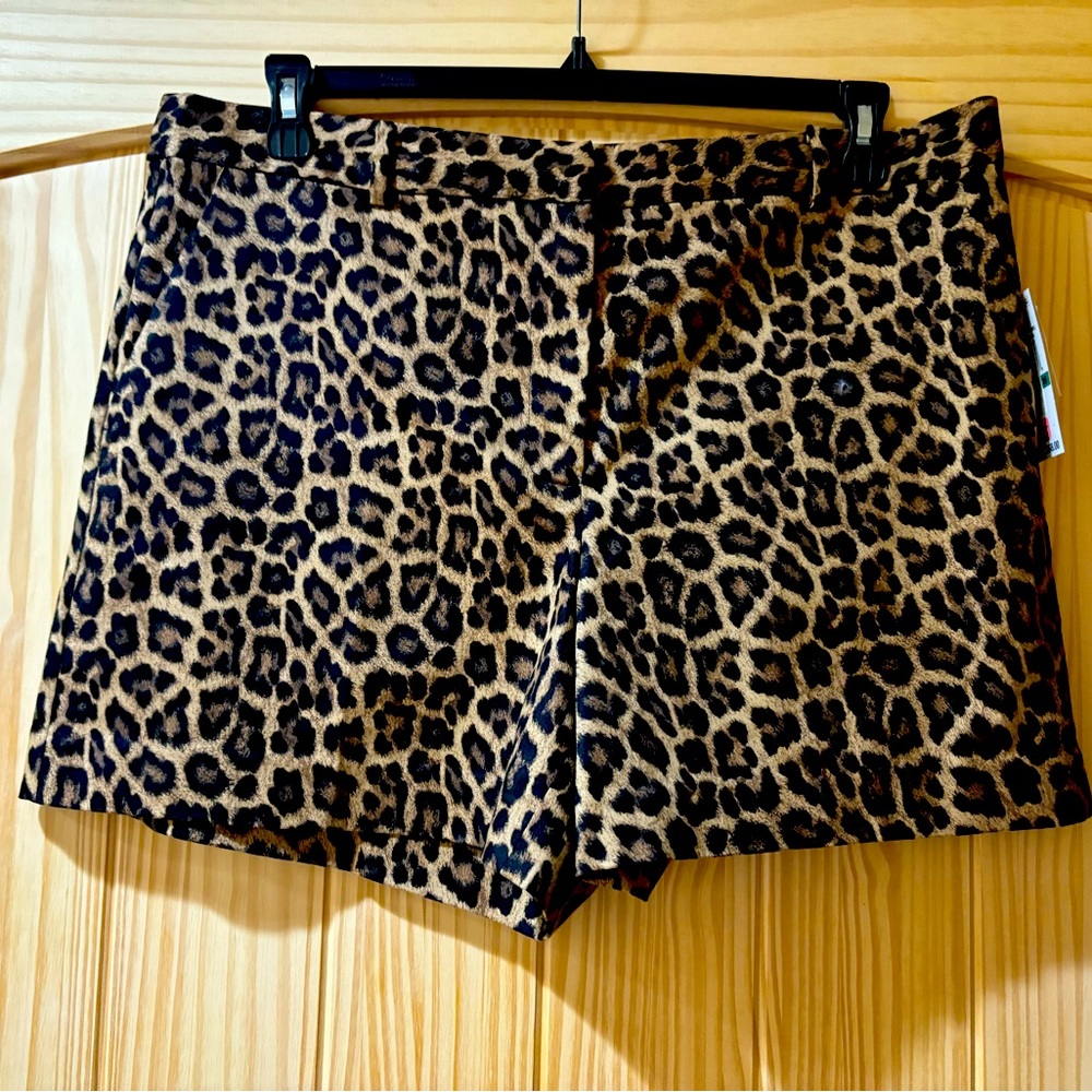 NWT Michael Kors, size 16 leopard shorts
